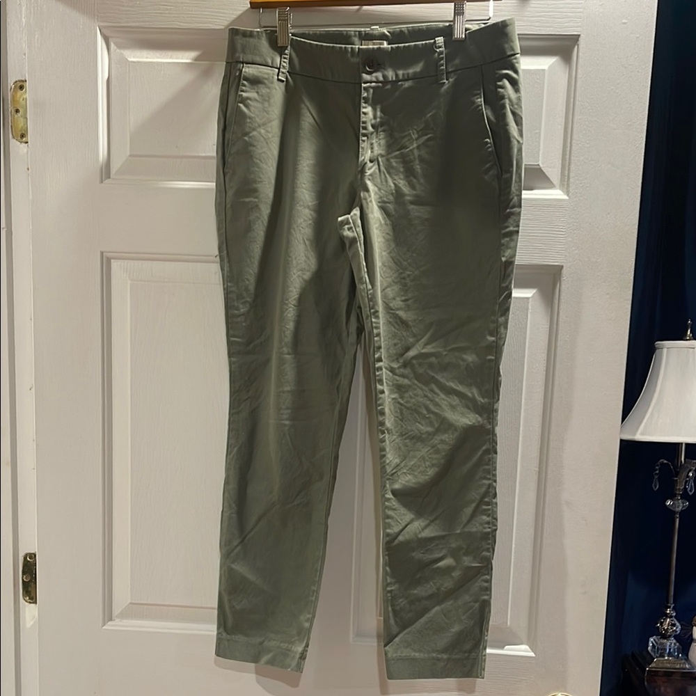 J. Crew Green Chinos Classic Cotton Blend
